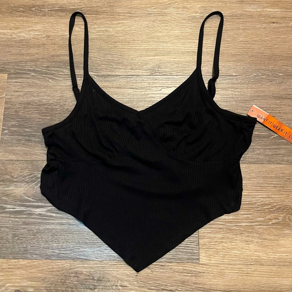 Black V bottom crop top - Picture 1 of 5